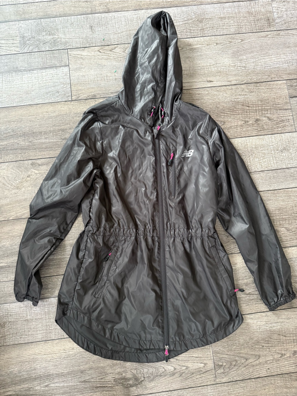 New Balance Women's Black Lightweight Packable Windbreaker Jacket